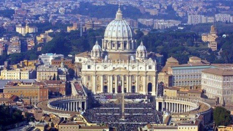 Obispos italianos proponen modificar el Padre Nuestro e introducir frase  “no nos abandones a la tentación” - N Digital