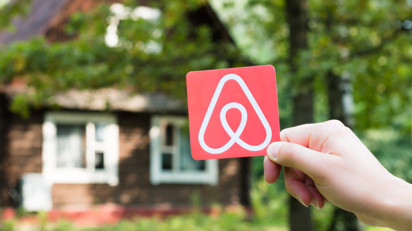 Airbnb suspende alquiler de casas por relización de fiestas en la pandemia.Foto fuente externa.