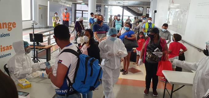 Pruebas de COVID-19 en aeropuertos de República Dominicana