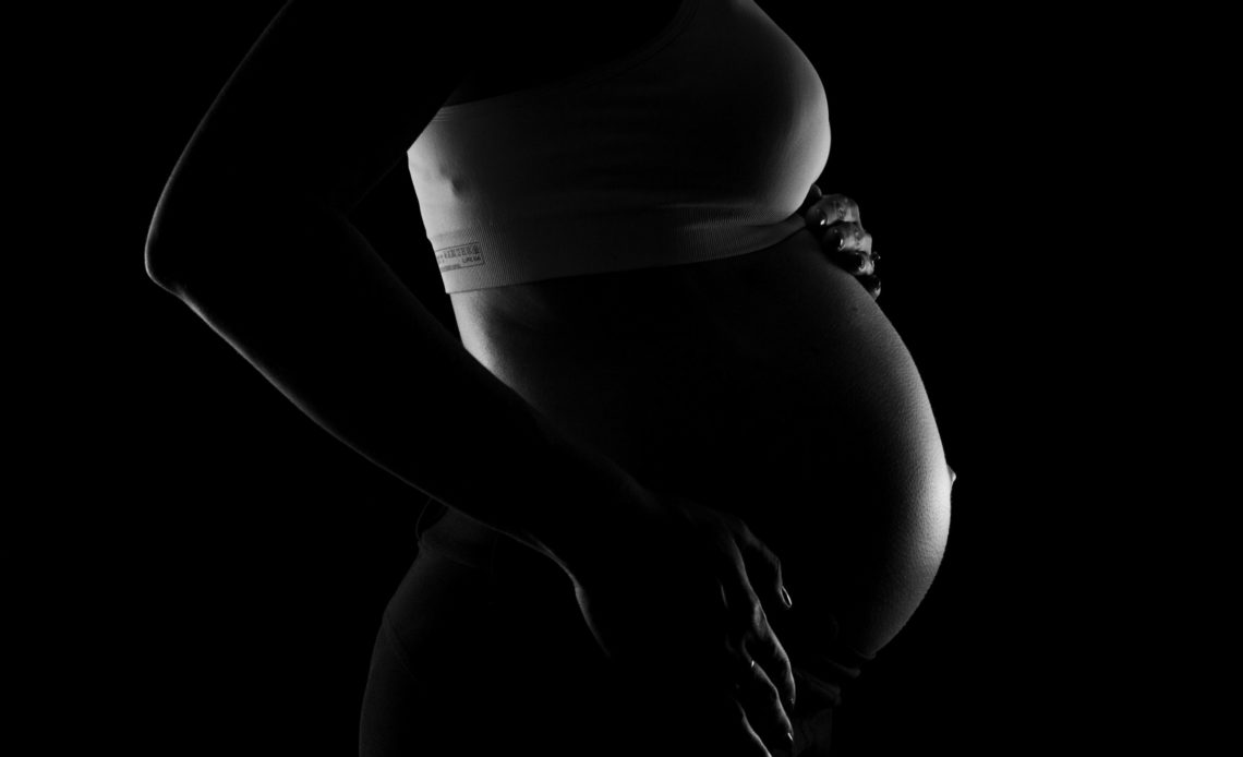 Se eleva a 12 las embarazadas fallecidas por COVID-19