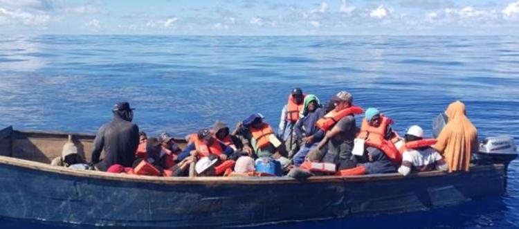Detienen 21 personas en viaje hacia Puerto Rico