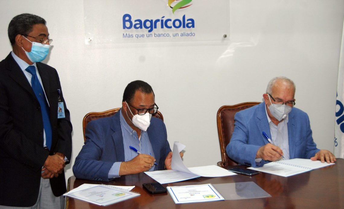 Acuerdo tripartido entre Bagrícola e Idecoop
