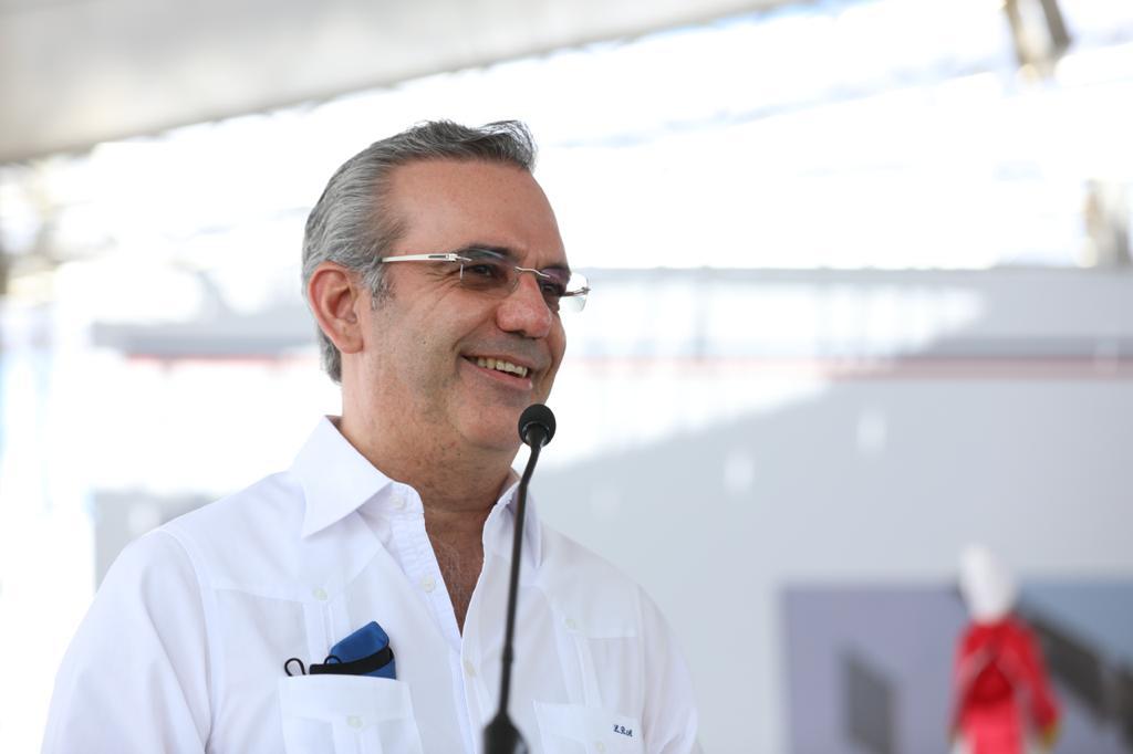 El presidente Luis Abinader cumple hoy 54 años - N Digital