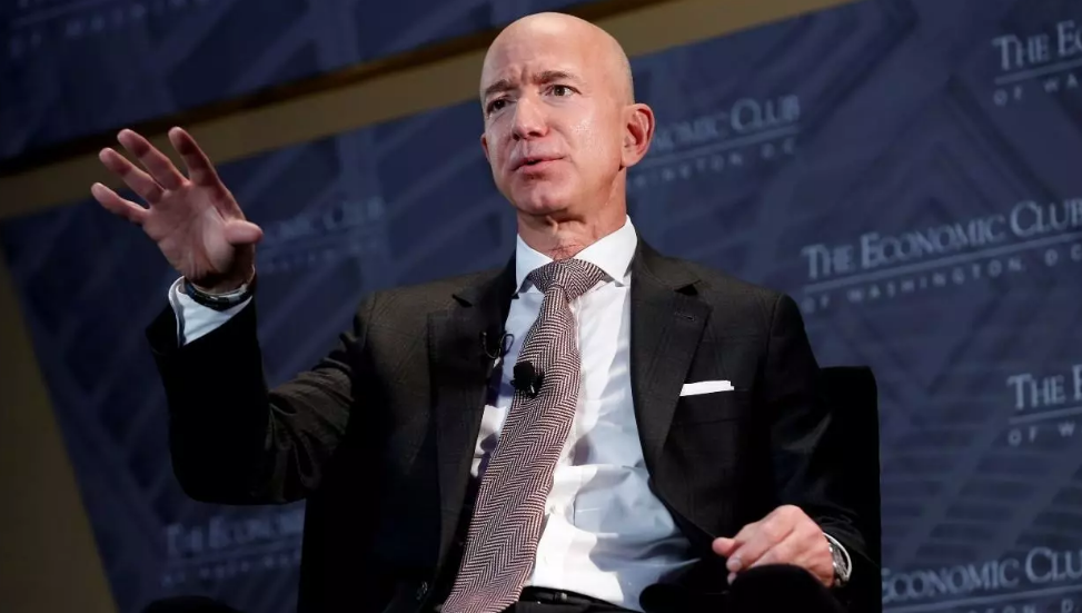 Jeff Bezos, fundador de Amazon, vende acciones