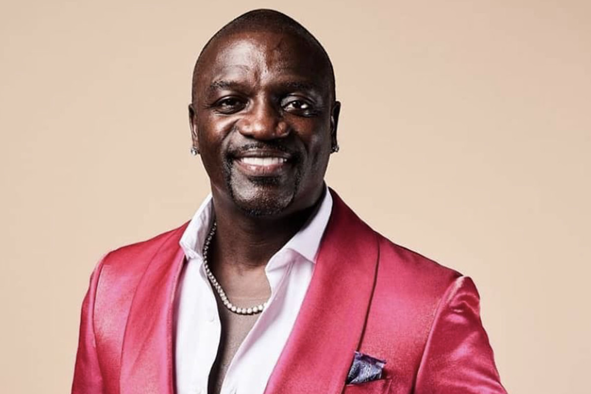 Akon afirma que Omega esta