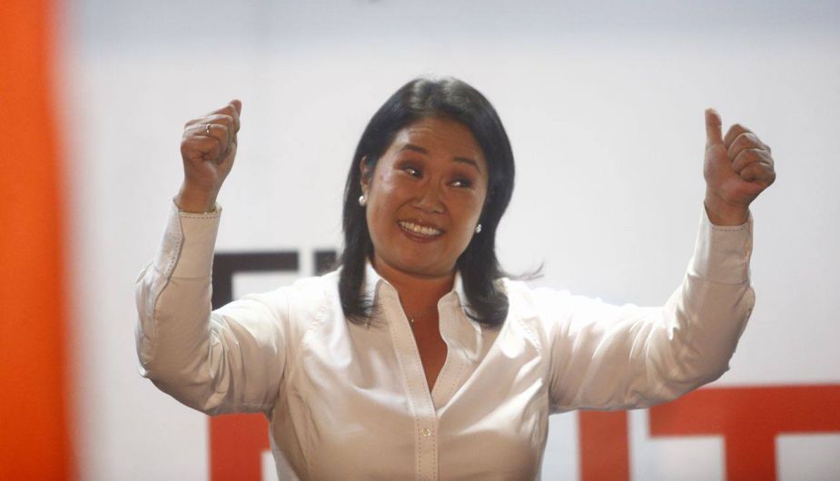 Juez permite a Keiko Fujimori seguir en libertad en medio de tensión electoral en Perú