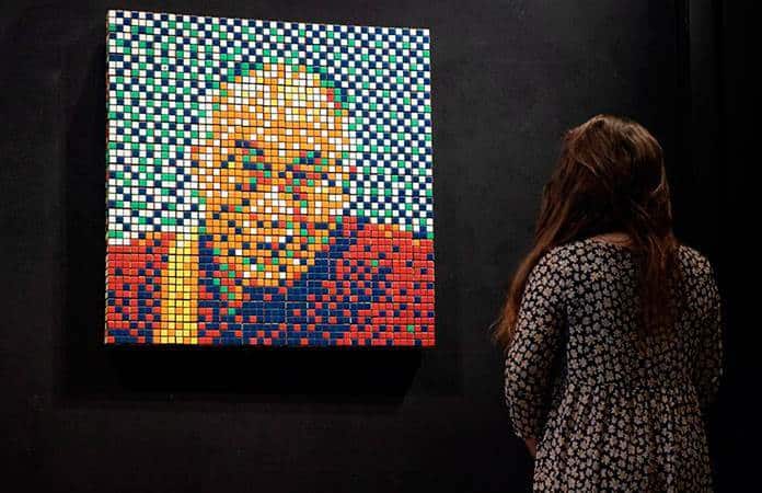 El "Rubik dalái lama" de Invader, subastado por más de 450.000 euros