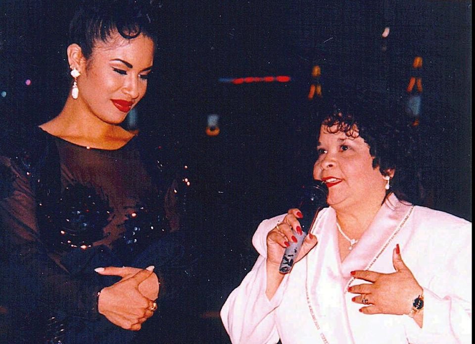 Selena Quintanilla y Yolanda Saldívar