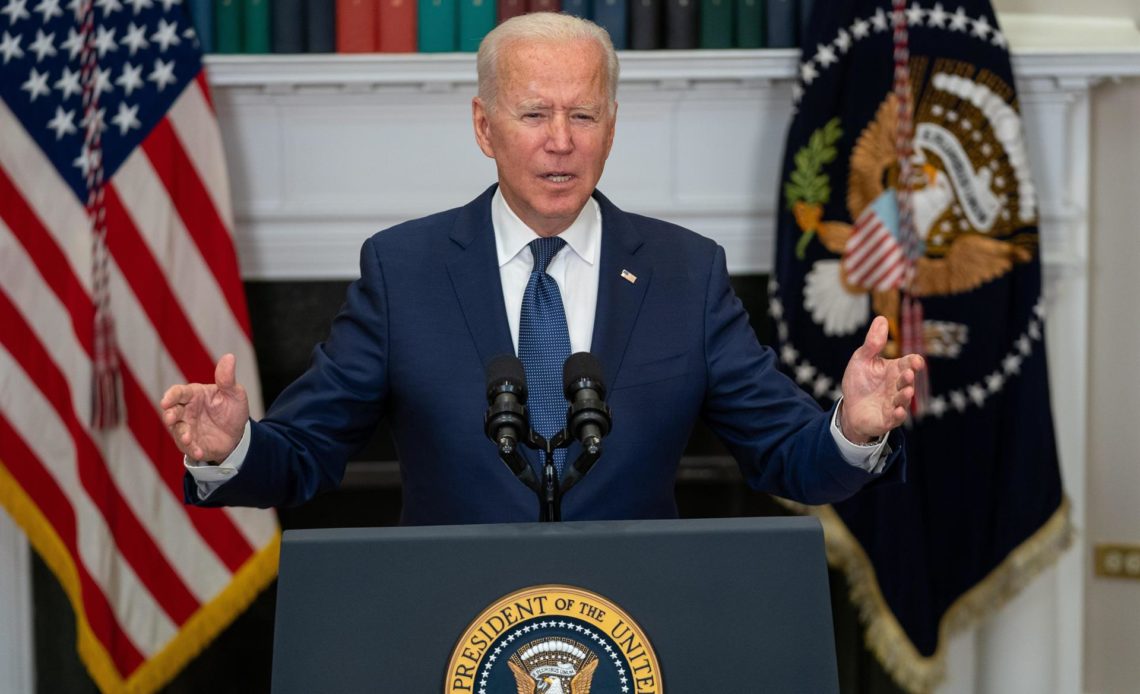 Biden muestra flexibilidad sobre la fecha final de evacuación de Afganistán