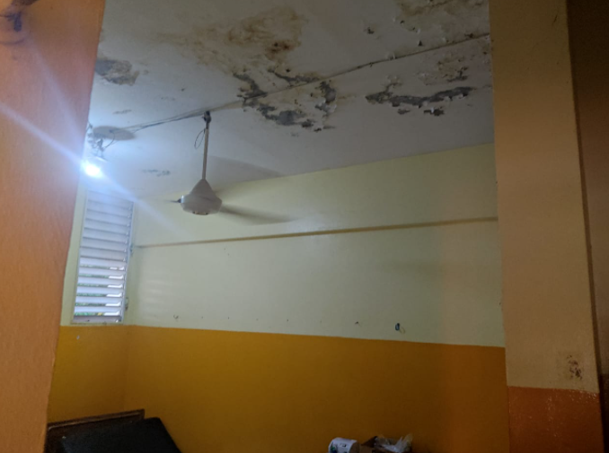 Hospital de Castañuelas, en Montecristi, trabaja bajo condiciones inhumanas