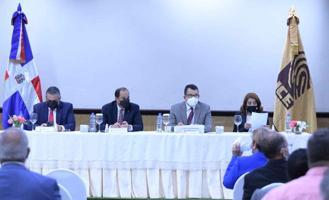 JCE avanza en proceso de recepción de propuestas de aspirantes a miembros de las Juntas Electorales del país; visita Santiago, Puñal y Esperanza.