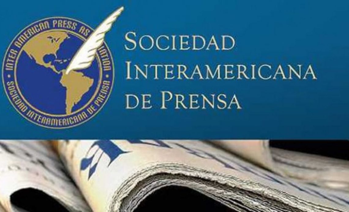 La SIP repudia ataque contra sede del diario Clarín, en Argentina