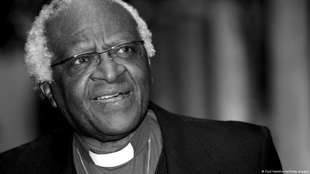 Murió Desmond Tutu a los 90 años, el arzobispo sudafricano y Nobel de la Paz que luchó contra el apartheid