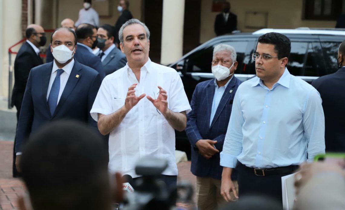 Presidente Abinader anuncia inversión de RD$460 millones en la Ciudad Colonial