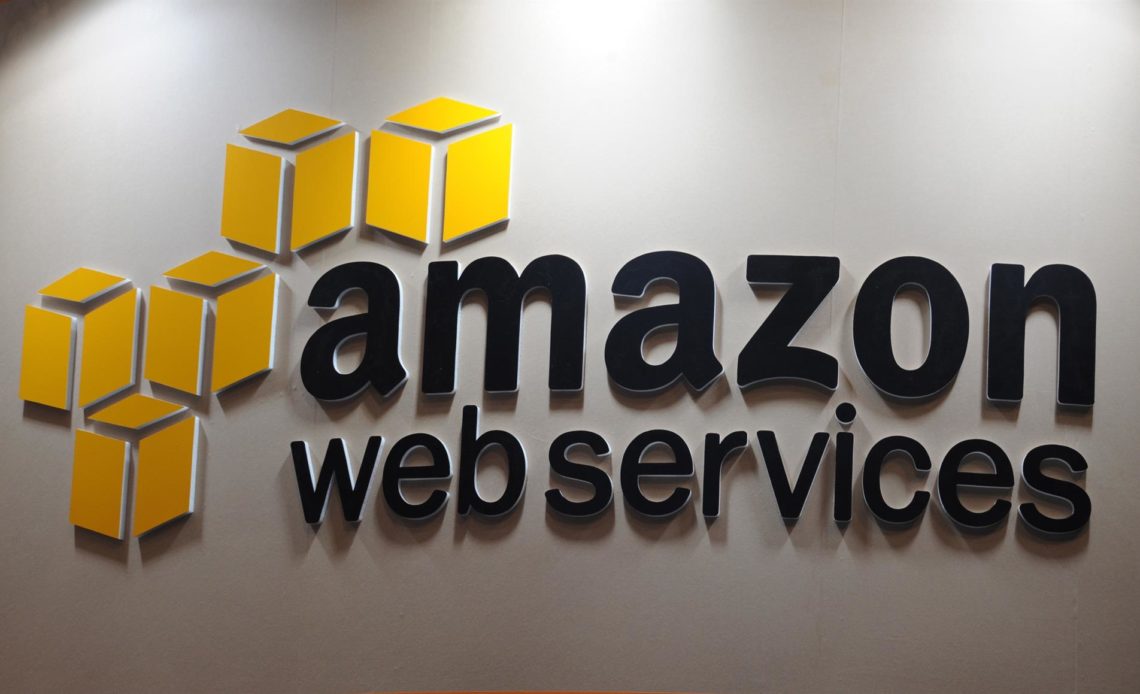 Un corte en la nube de Amazon colapsa decenas de aplicaciones en EE. UU.