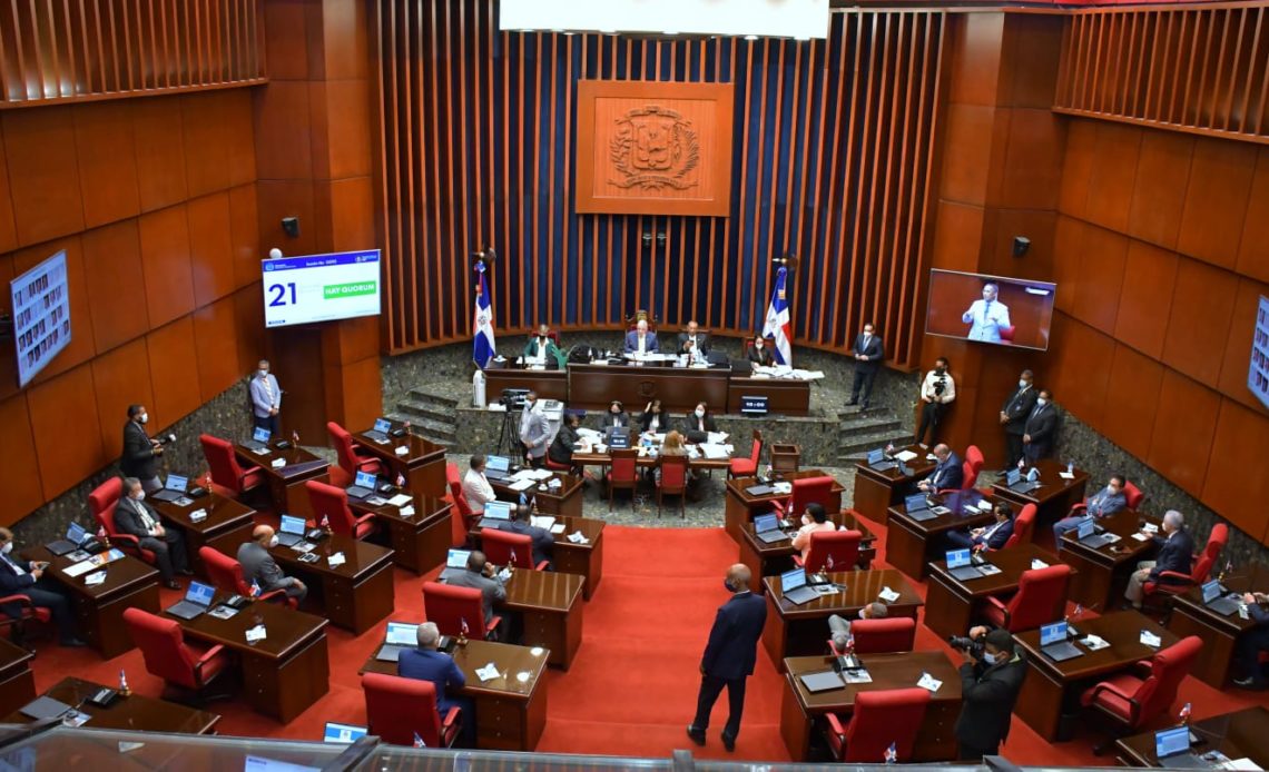 Senado aprueba bonos por RD$284 mil millones para sustentar Presupuesto del 2022