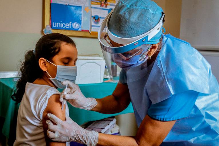 Coronavac será la vacuna para los niños de 5 a 12 años, dice Salud Pública