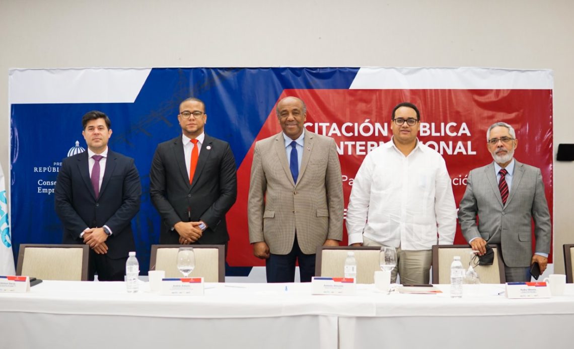 Empresas Distribuidoras reciben credenciales para compra de 800MW de energía