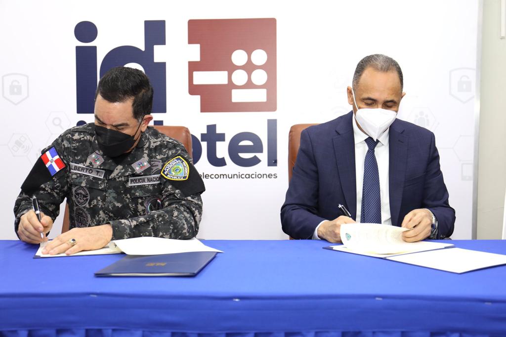 INDOTEL y Policía firman acuerdo que impactará el programa “Mi País Seguro”