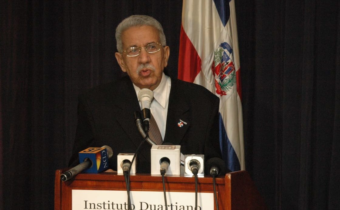 Muere el expresidente del Instituto Duartiano José Joaquín Pérez Saviñon