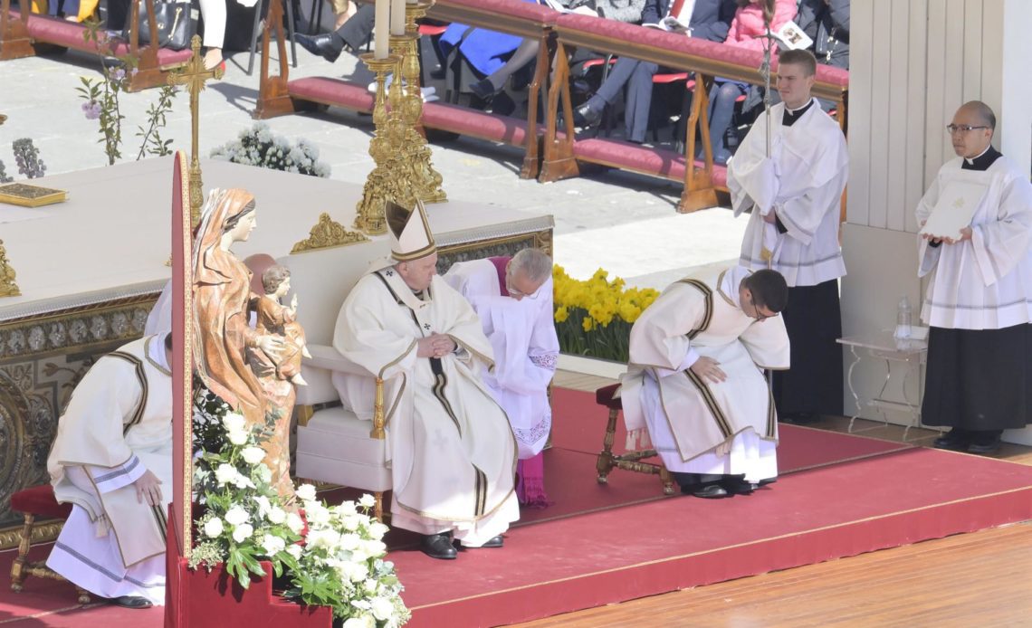 El papa reza por América Latina, donde han empeorado las condiciones sociales, la violencia, la corrupción y el narcotráfico