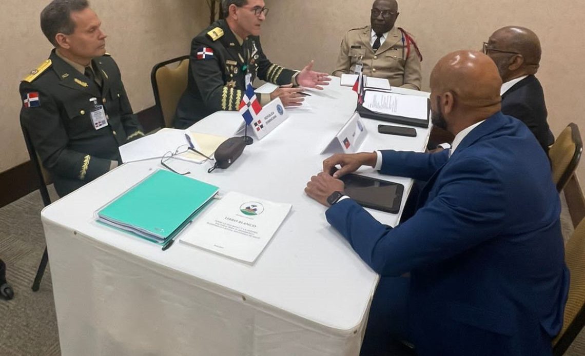 Ministros de Defensa RD y Haití