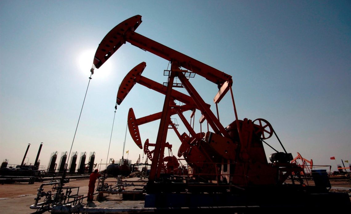 El petróleo de Texas abre con una bajada del 0.3 %, hasta 108.13 dólares