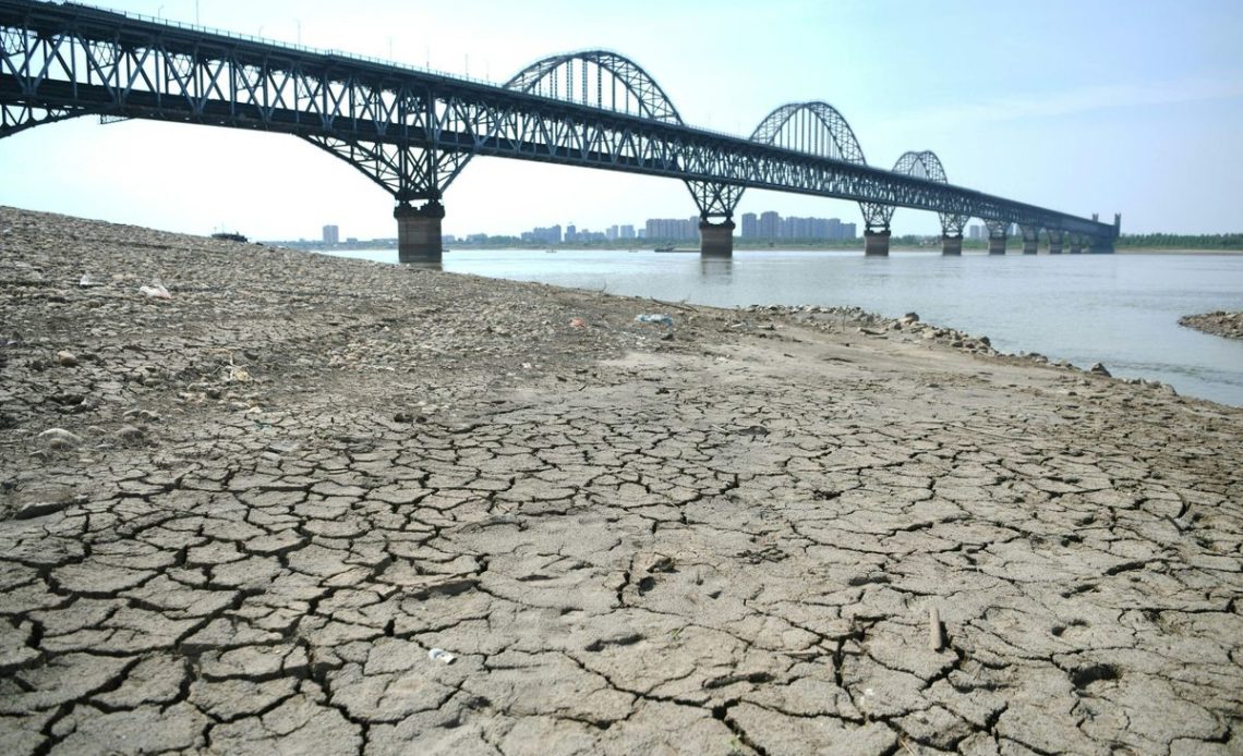 China declara alerta amarilla a nivel nacional por sequía