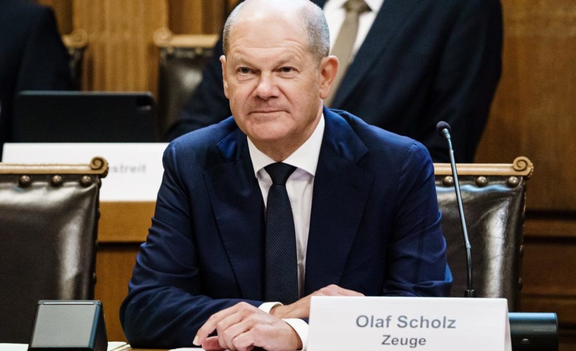 Canciller alemán rechaza responsabilidad en caso de fraude fiscal