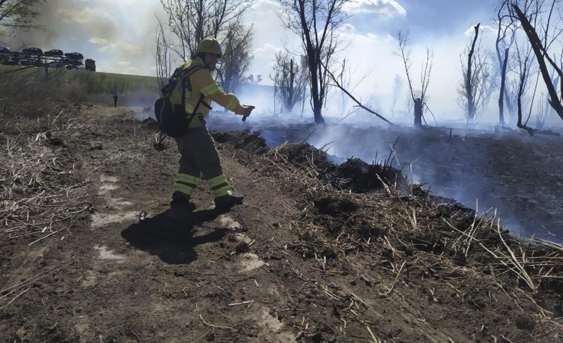 Ola de incendios sacude ocho provincias de la mitad norte de Argentina