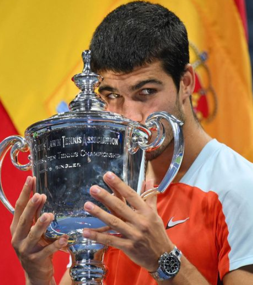 Quién es Carlos Alcaraz, la nueva joya del tenis español que se convirtió en el más joven en la historia