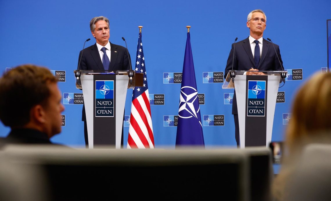 OTAN anima a seguir dando apoyo a Ucrania tanto tiempo como sea necesario