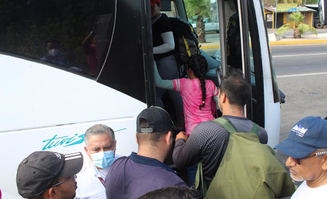 Tres detenidos en norte de México por traficar migrantes de Cuba y Sri Lanka