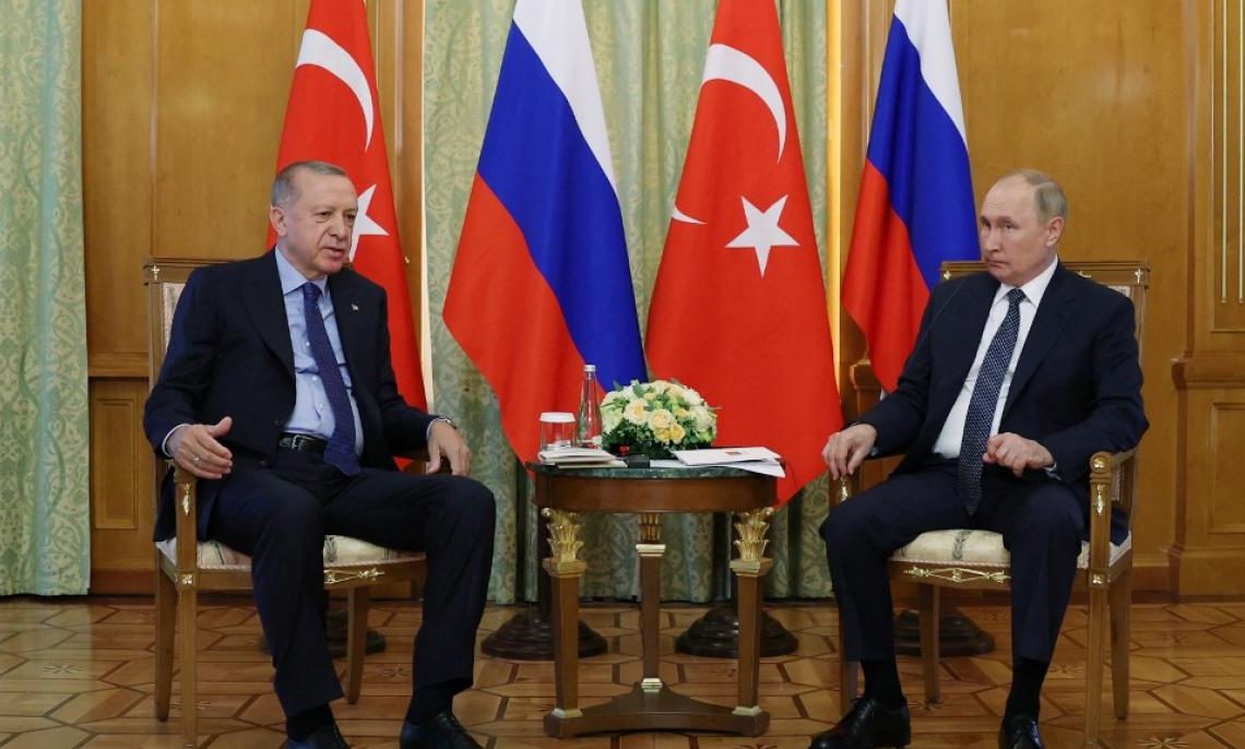 Turquía pide tregua entre Rusia y Ucrania antes de cita entre Erdogan y Putin