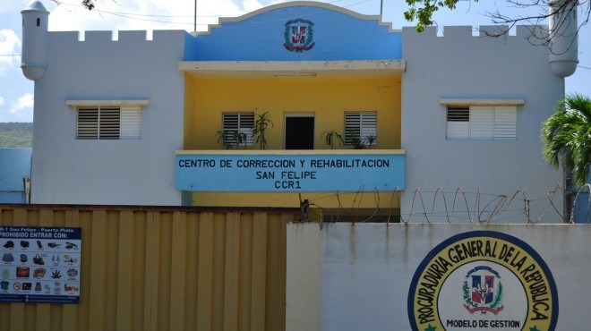 Ocupan drogas, armas blancas y celulares en cárcel de Puerto Plata