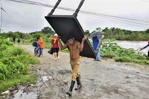 Al menos cuatro muertes y más de 100 mil afectados por tormenta Julia en Honduras