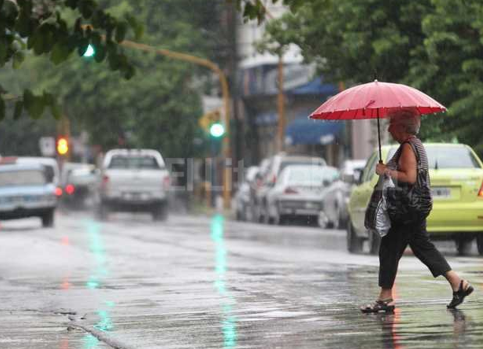 ¡Sombrilla a mano! se espera aguaceros en varias zonas del país por vaguada