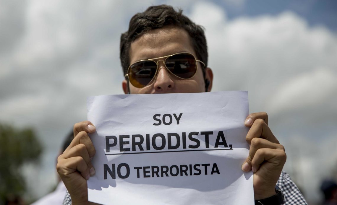 Periodistas en Nicaragua optan por callar las agresiones, según informe