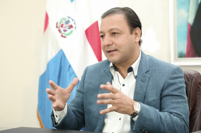 Abel Martínez afirma propuesta de ANCUR es inaceptable y contradictoria a la Constitución