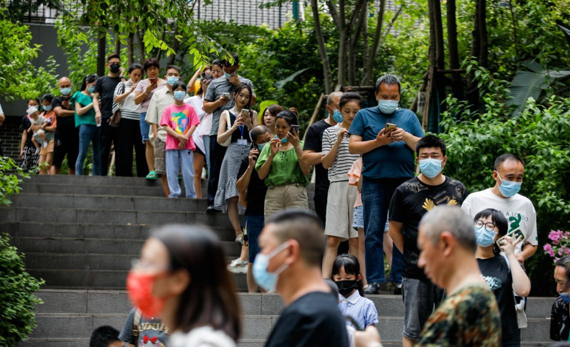 Protestas contra cero covid se extienden a otras ciudades chinas, según redes