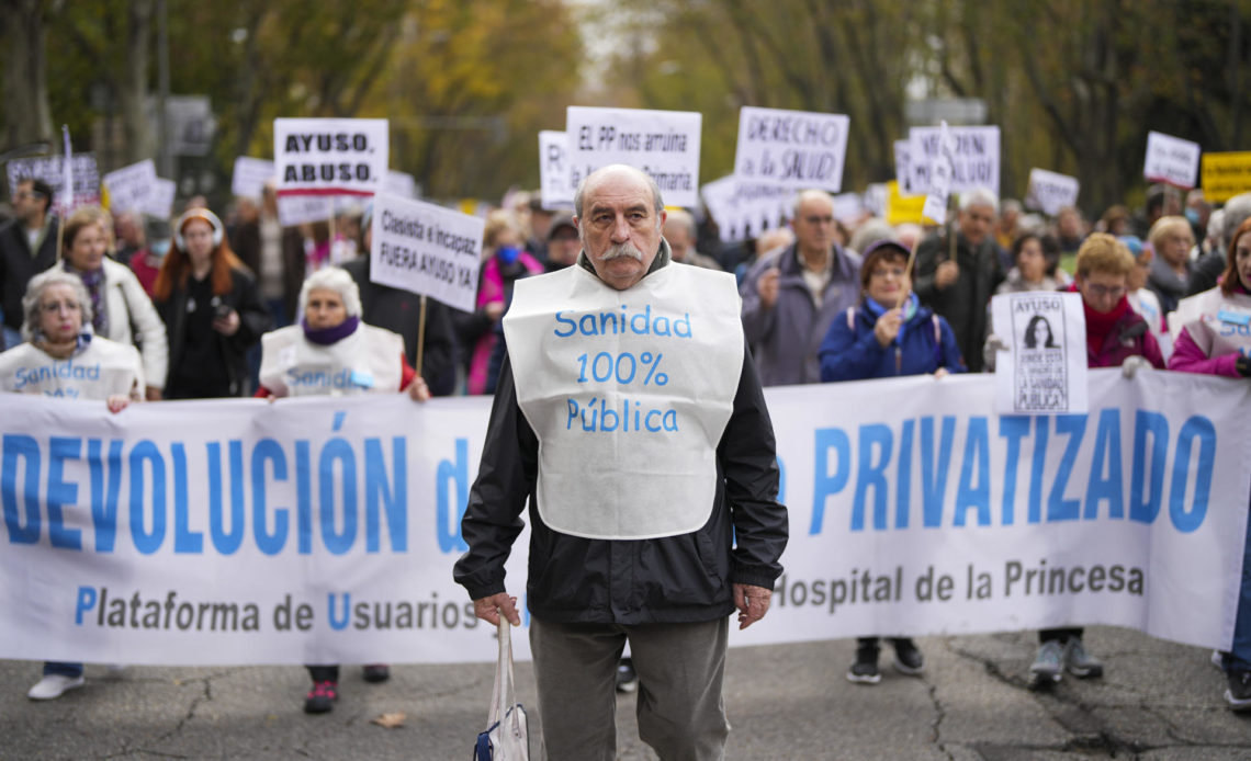 Más de 10.000 personas protestan contra la privatización sanitaria en Madrid
