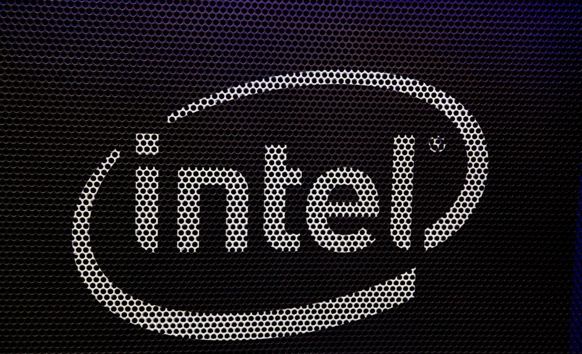 Intel anunció este martes el lanzamiento de sus procesadores Core de decimotercera generación para portátiles, encabezada por Core i9-13980HX, el primer procesador de 24 núcleos.