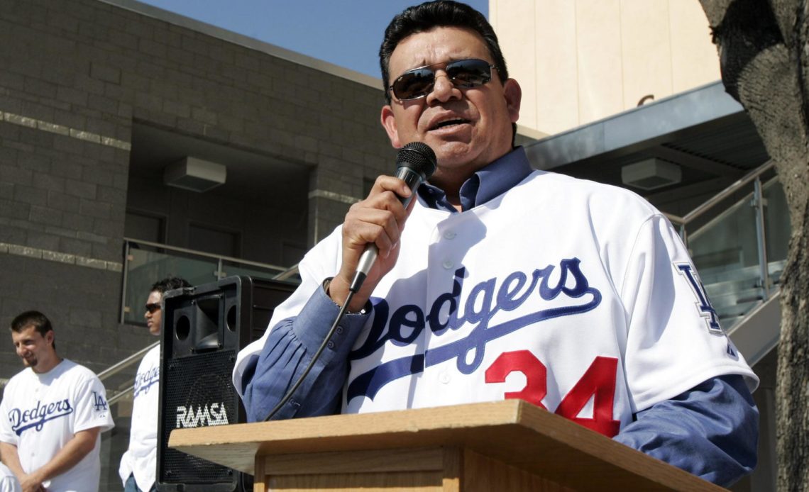 Dodgers retirarán el número 34 del mexicano Fernando Valenzuela