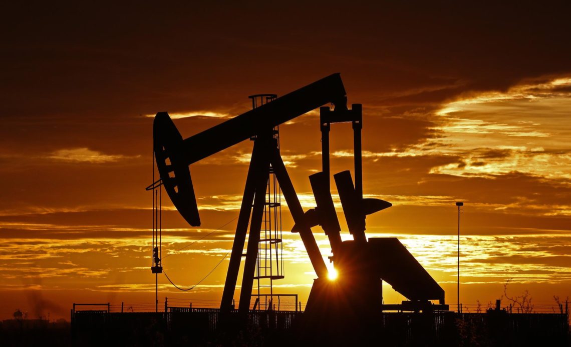 Petróleo de Texas abre con bajada del 1.09 %, hasta los 79.82 dólares