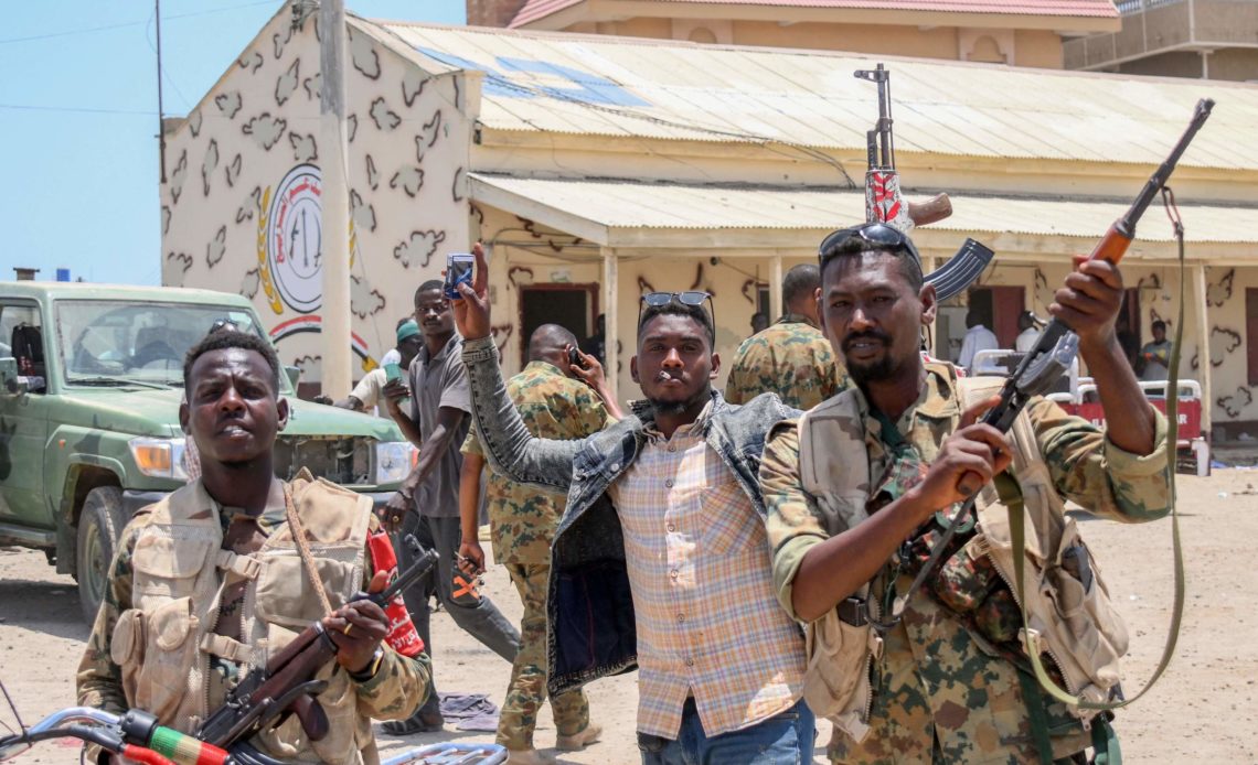 ONU advierte de riesgo biológico por combates en Sudán