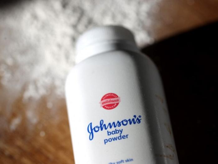 Johnson & Johnson pierde US$68 millones en primer trimestre por demandas sobre talcos