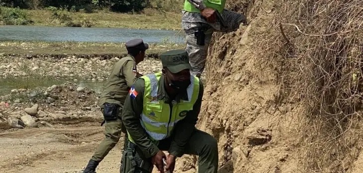 Hieren de bala a un oficial del Senpa durante un operativo en el río Haina