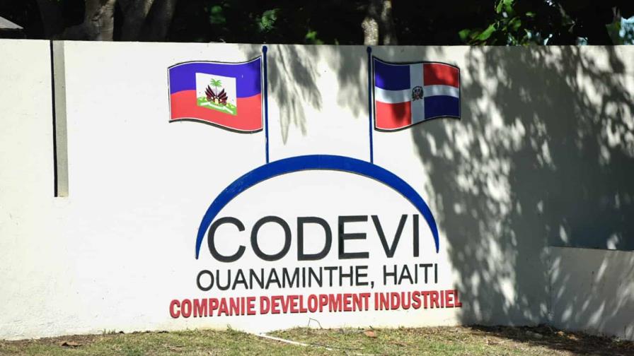 Ejecutivos de la zona franca Codevi continuarán labores en Juana Méndez y afirman garantizan seguridad del personal