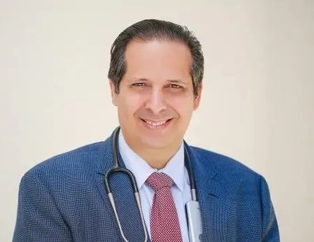 Víctor Atallah agradece designación como ministro en Salud Pública