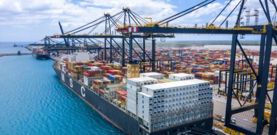 Aduanas dice Zonas Francas incrementan a 134% contenedores mensuales en octubre-diciembre